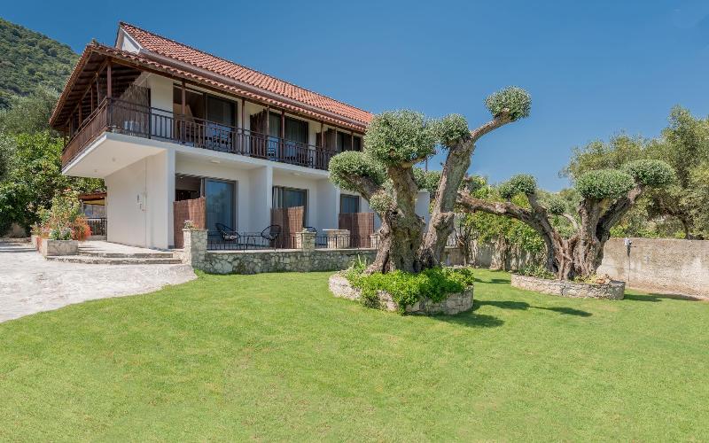 Eptanisos Beachfront Suites Zante image