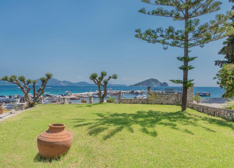 Eptanisos Beachfront Suites Zante image