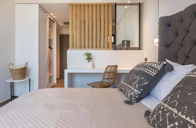 Eptanisos Beachfront Suites Zante image