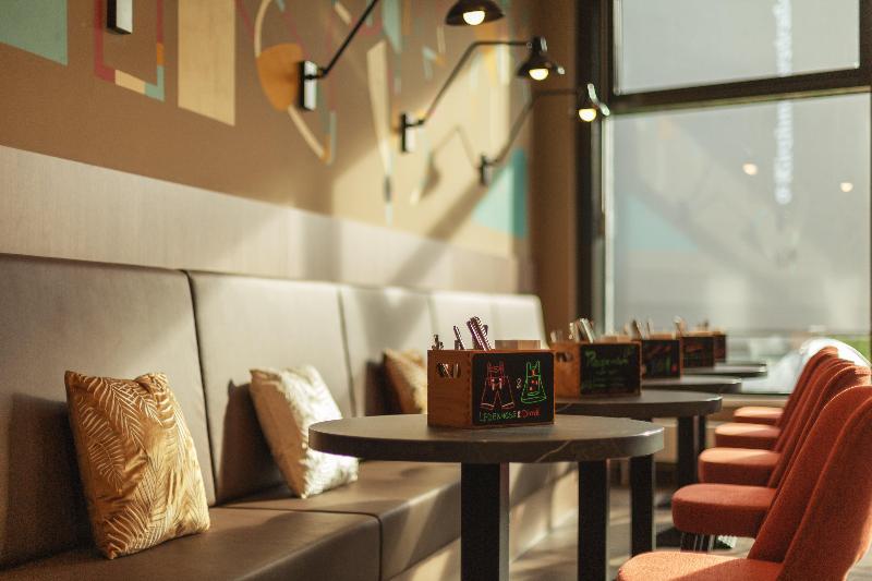 Holiday Inn - the niu, Sparrow Regensburg image
