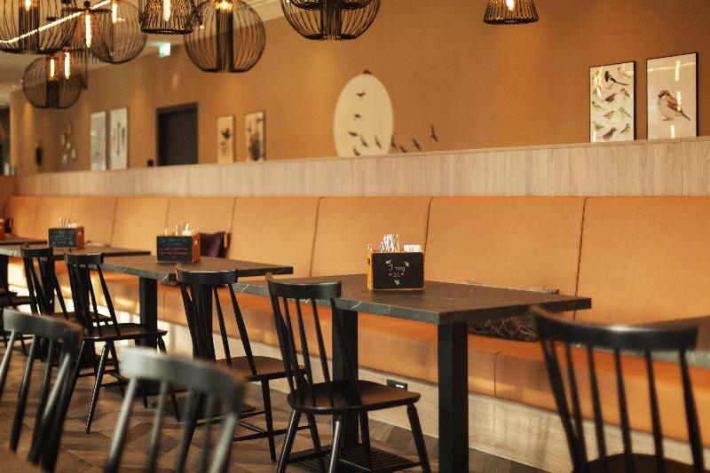 Holiday Inn - the niu, Sparrow Regensburg image