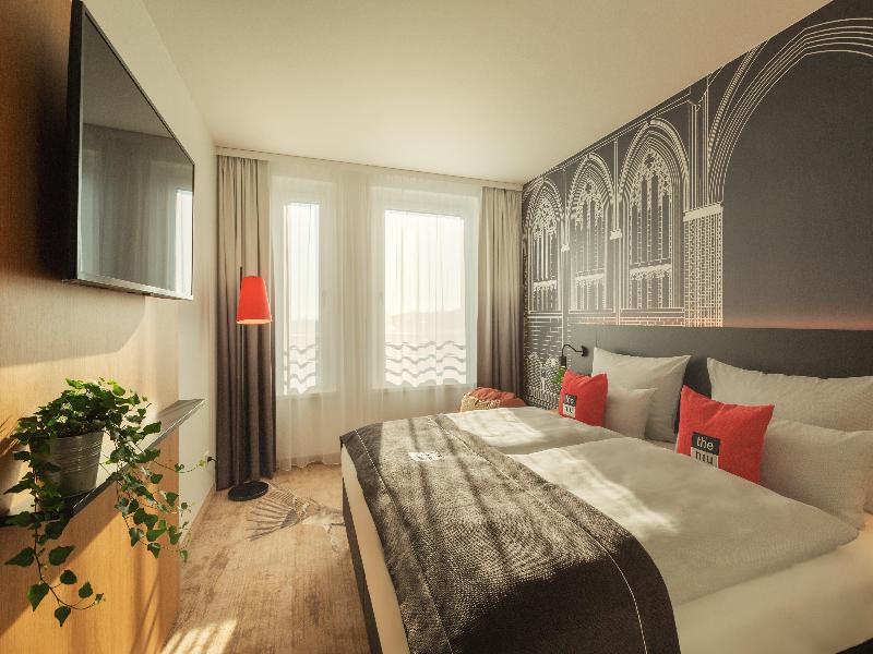 Holiday Inn - the niu, Sparrow Regensburg image