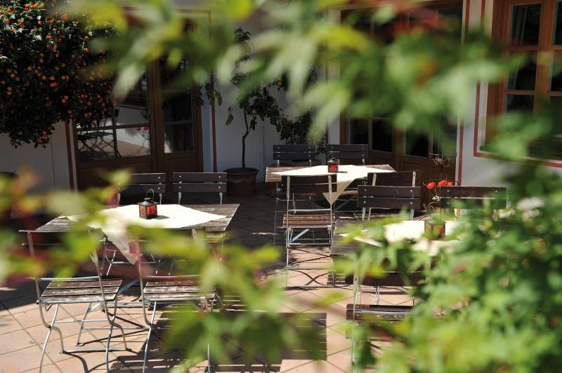 Hotel Pension Zur Linde image