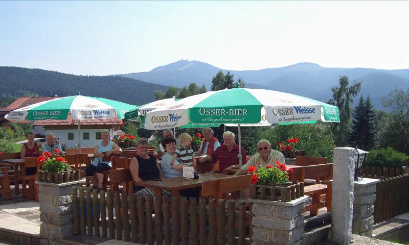 Hotel Pension Zur Linde — exterior view