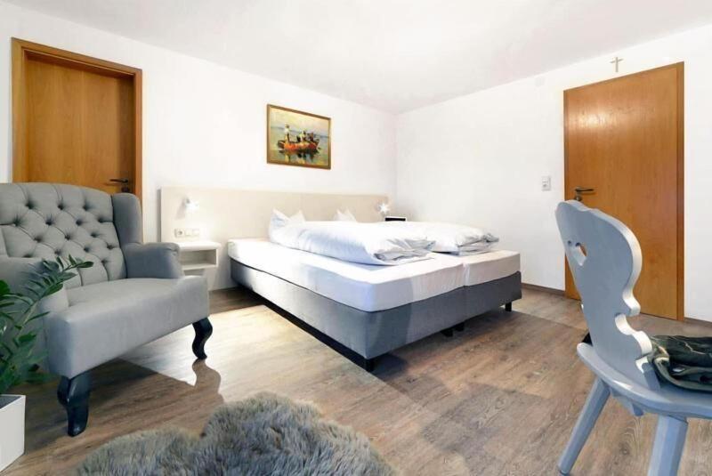 Hotel Pension Zur Linde image