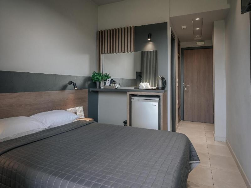 Elizabeth Queen Luxuxy Rooms image