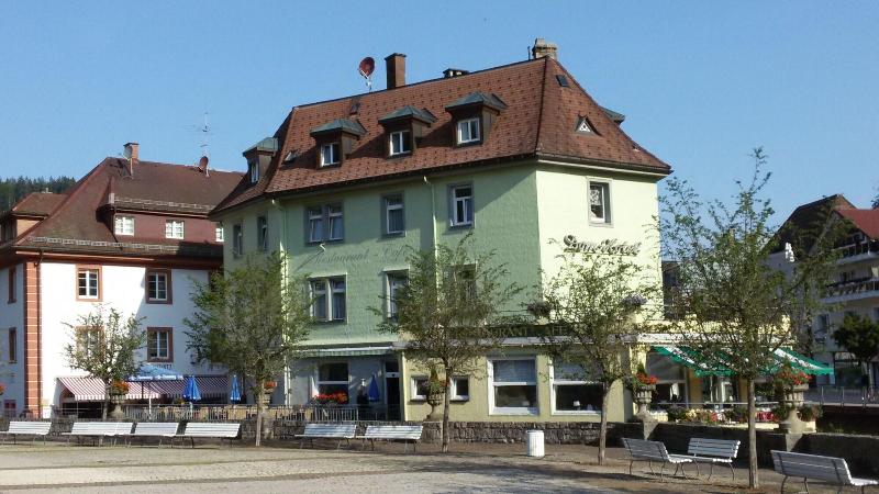 Dom Hotel image