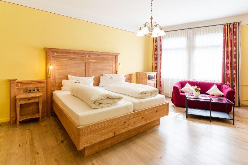 Dom Hotel image