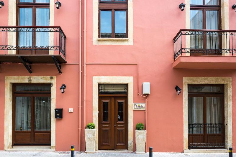 Phaedra Suites image