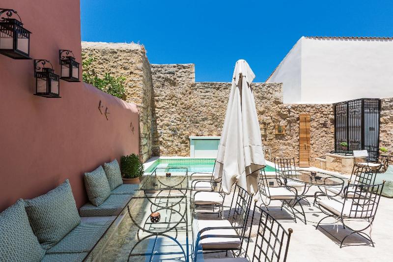 Phaedra Suites image