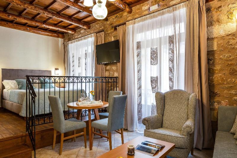 Phaedra Suites image