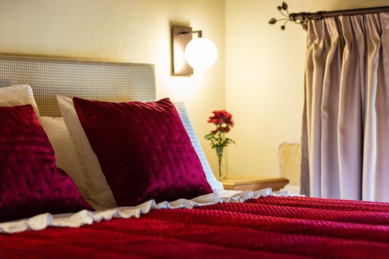 Phaedra Suites image