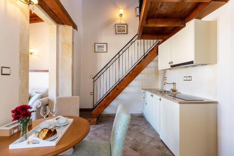 Phaedra Suites image