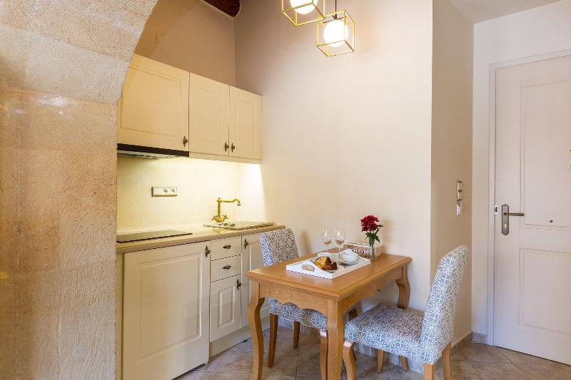 Phaedra Suites image