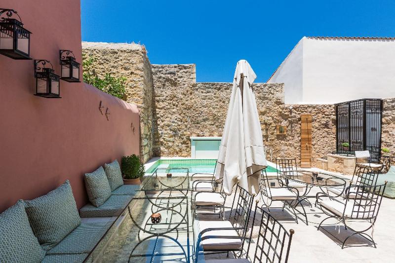 Phaedra Suites image