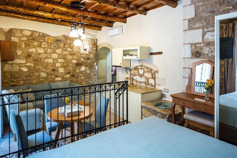Phaedra Suites image