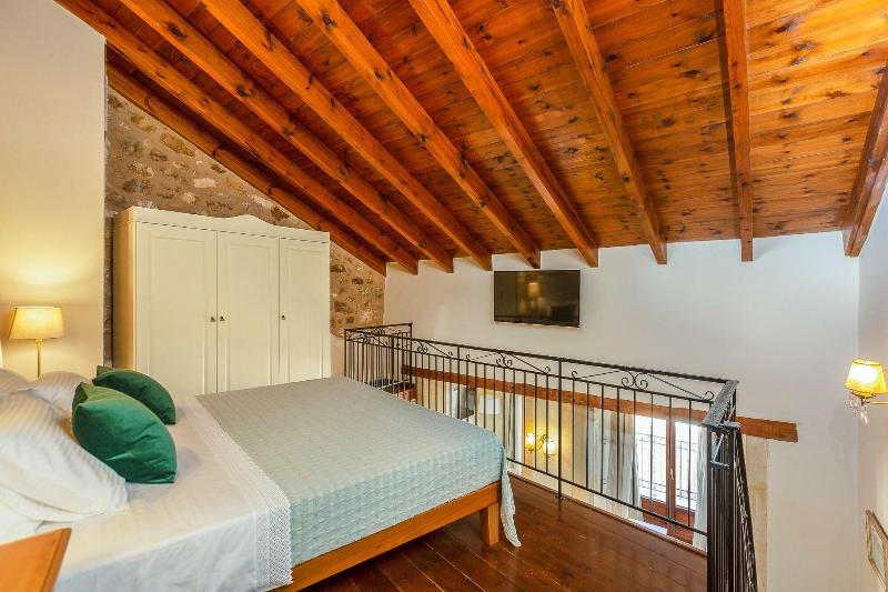Phaedra Suites image