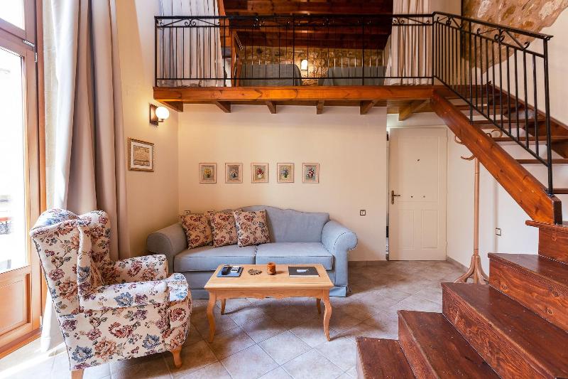 Phaedra Suites image
