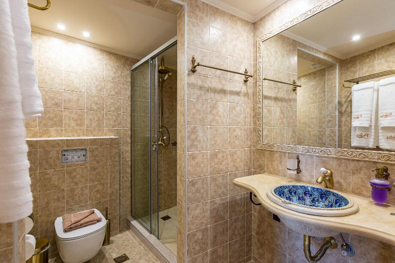 Phaedra Suites image