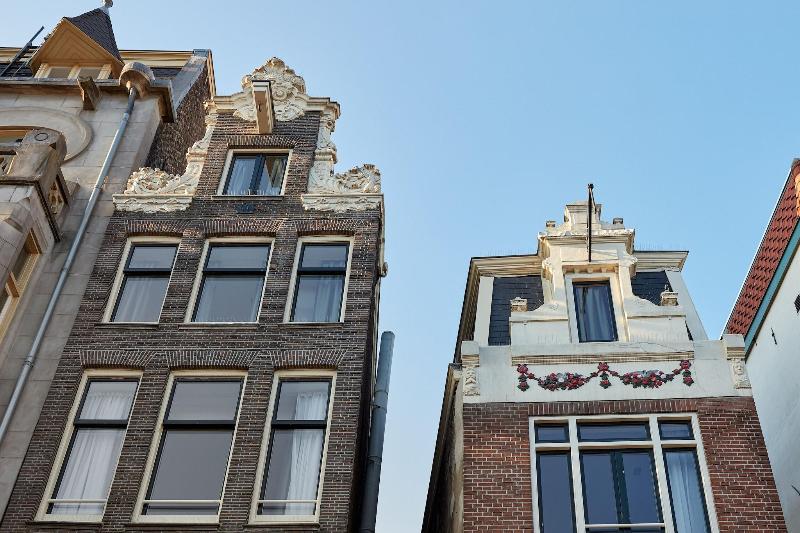 Damrak Short Stay Amsterdam image