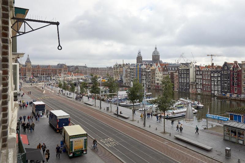 Damrak Short Stay Amsterdam image