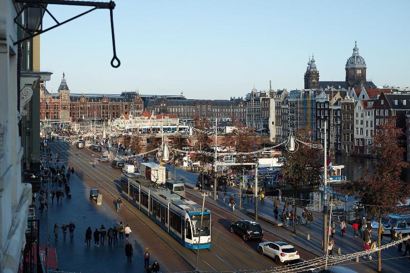 Damrak Short Stay Amsterdam image