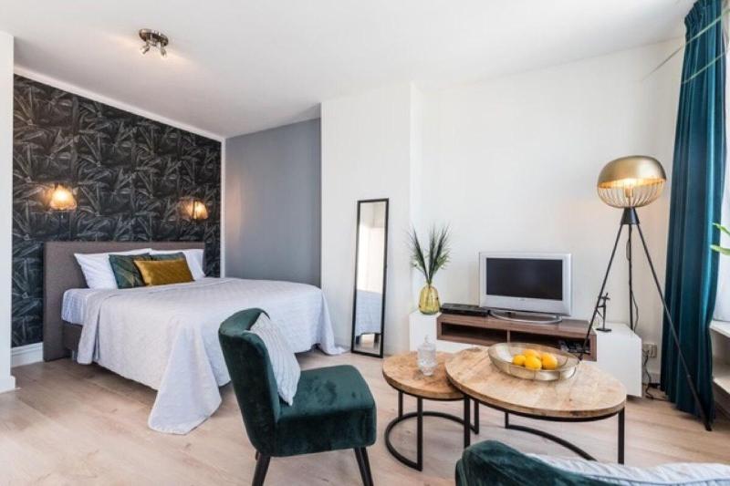 Boutique Canal House Suites — main photo