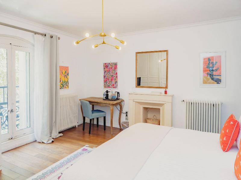 Villa M image