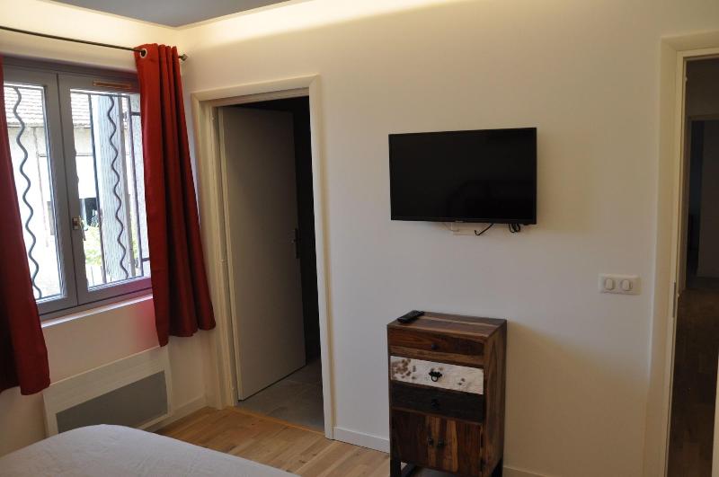Chambres d'hôtes sous l'olivier image