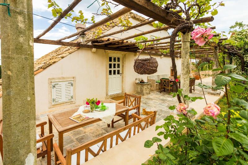 Villa Anica image