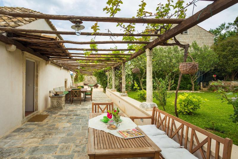 Villa Anica image