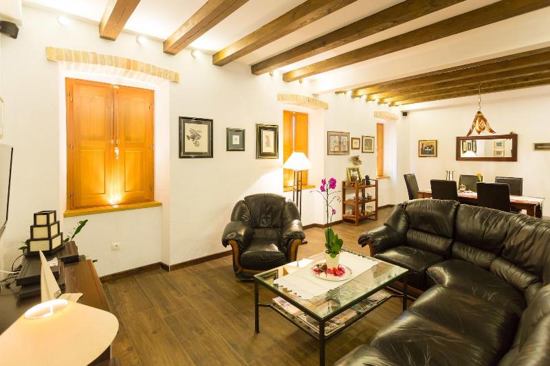 Villa Anica image