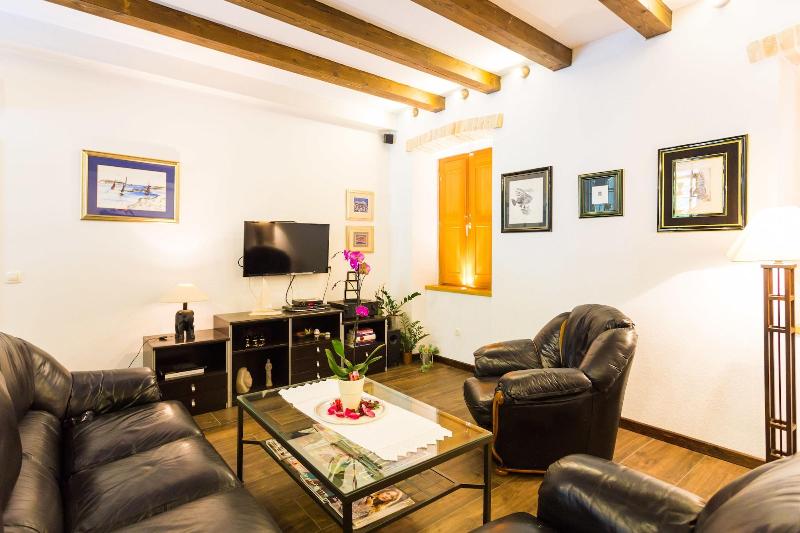 Villa Anica image