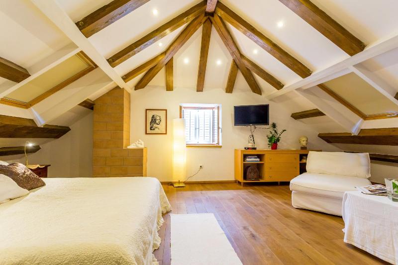Villa Anica image