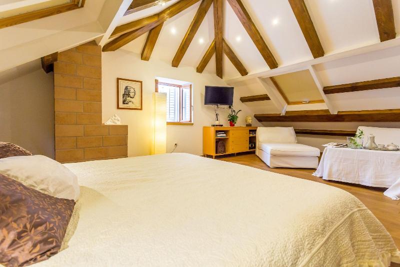 Villa Anica image