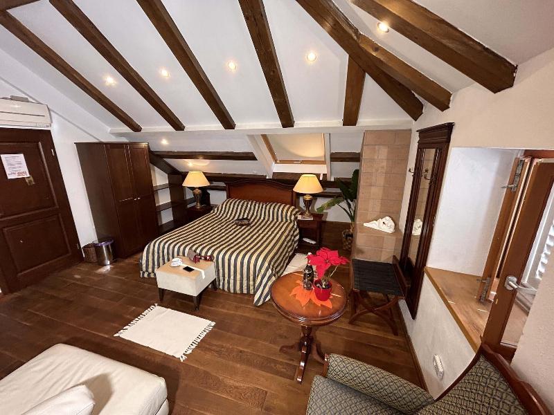 Villa Anica image