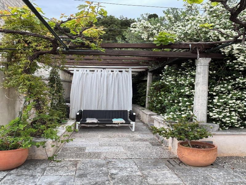Villa Anica image