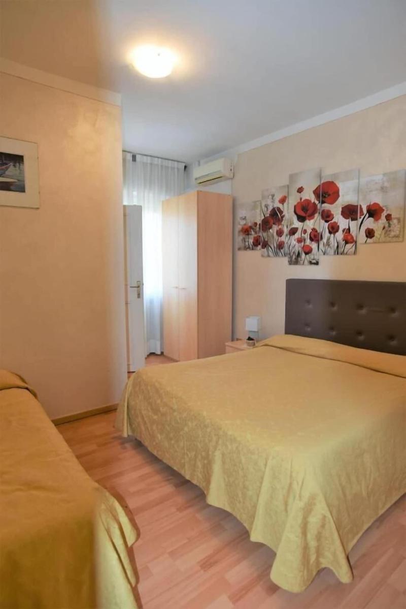 La Lanterna image