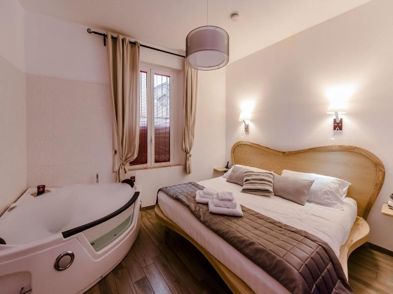 Flatinrome Trastevere Deluxe Rooms image
