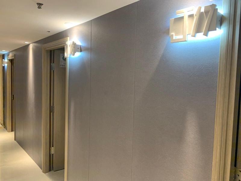 J Hotel image