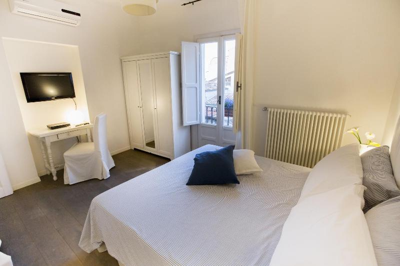 Azzurro B&B image