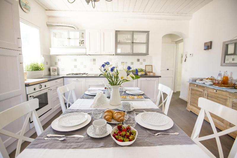 Azzurro B&B image