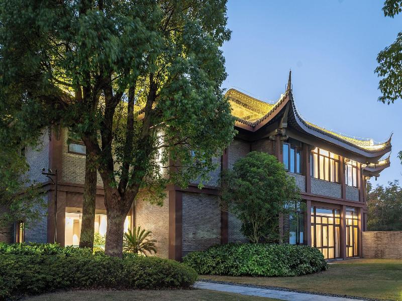 Seclusive Life Hot Spring Resort image