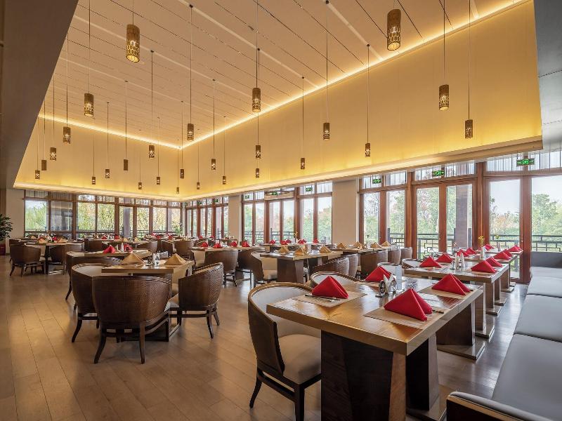 Seclusive Life Hot Spring Resort image
