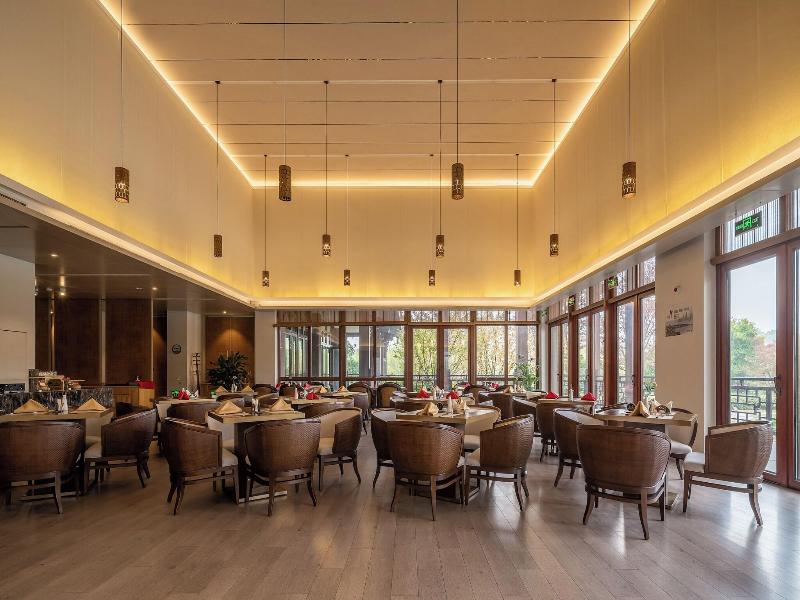 Seclusive Life Hot Spring Resort image