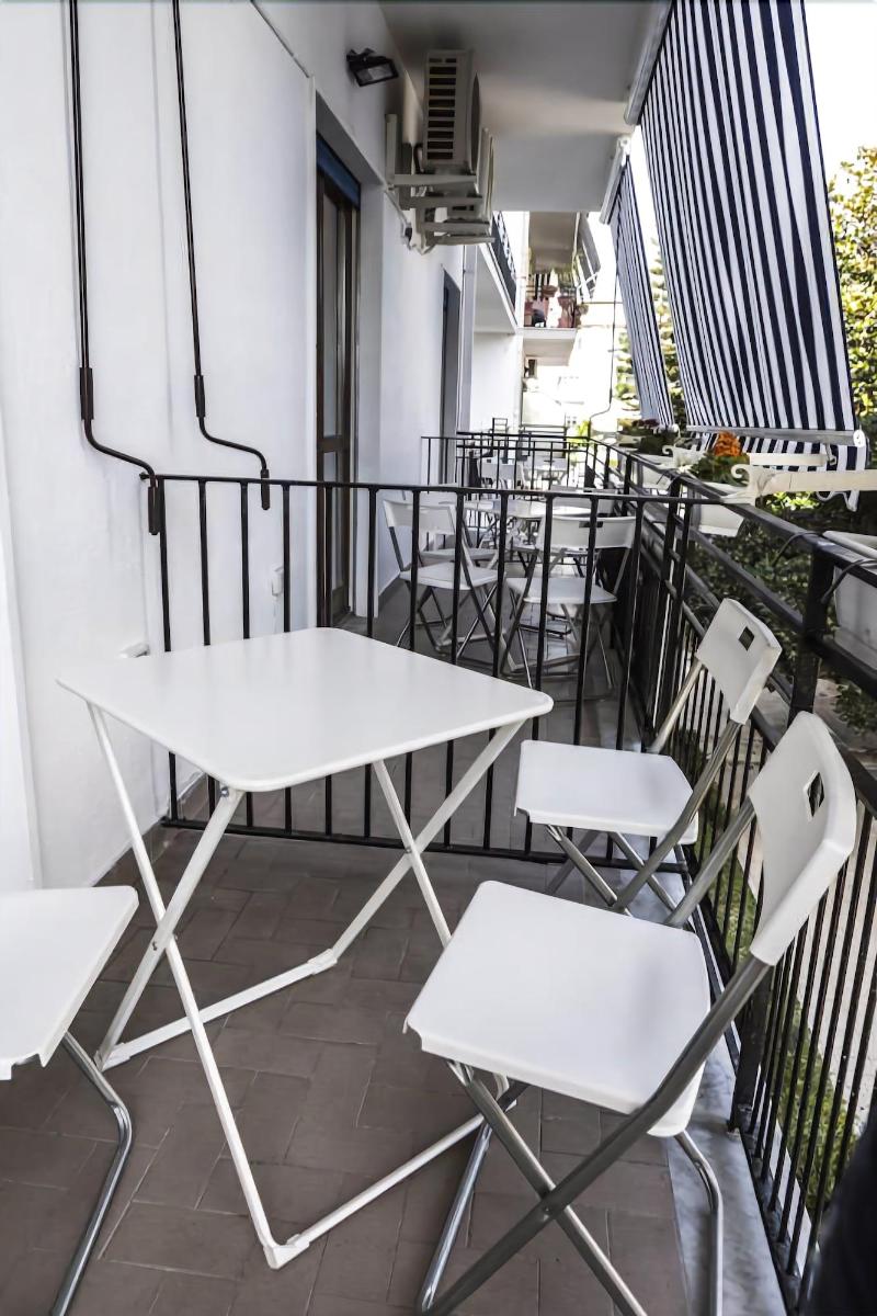 Maison De Luxe image