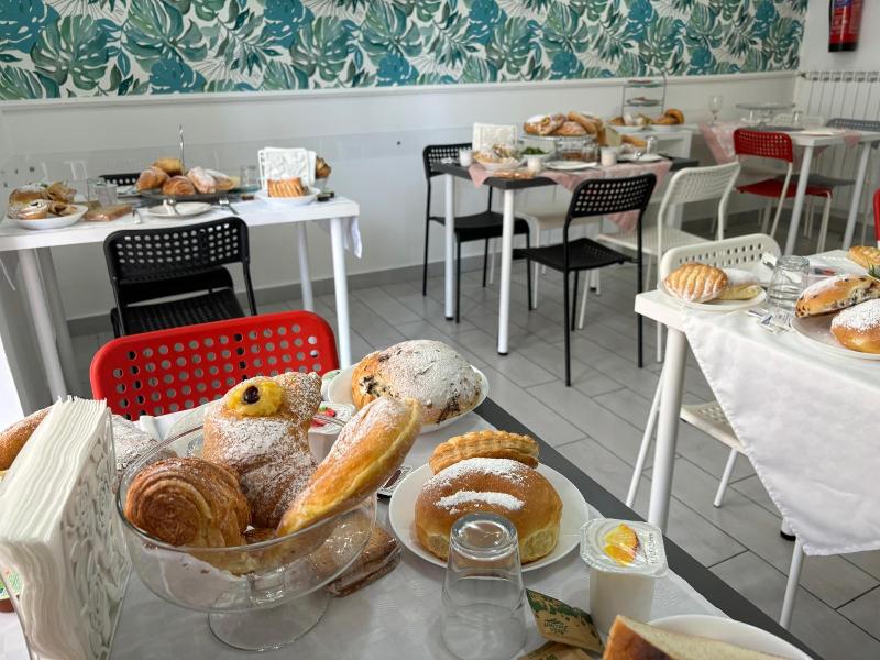 Maison De Luxe image