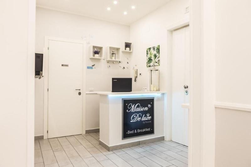 Maison De Luxe image