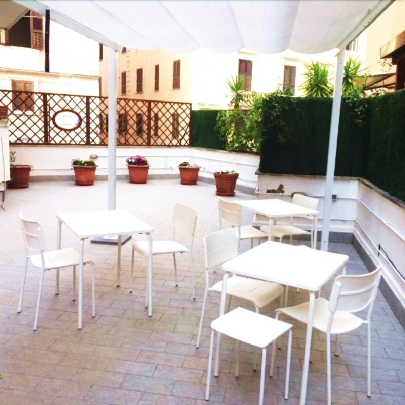 B&B CultRoma Roof Garden image