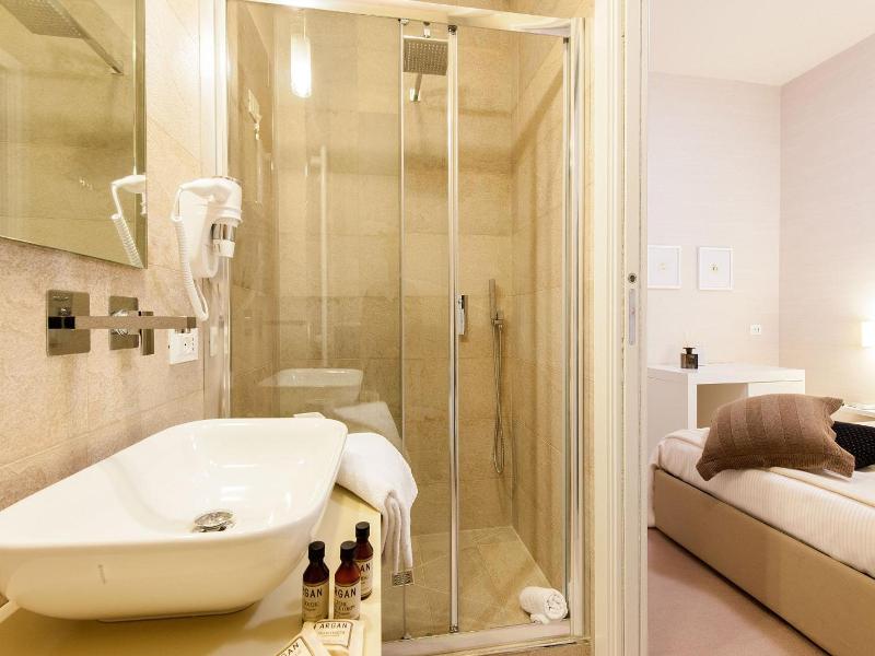 B&B Blanc image